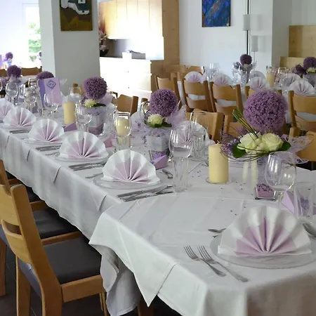 Vinaders Värdshus
